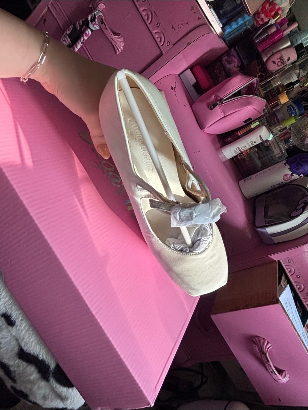 Sugar Thrillz White Platform Mary Jane Chunky Heels - Picture 3 of 6